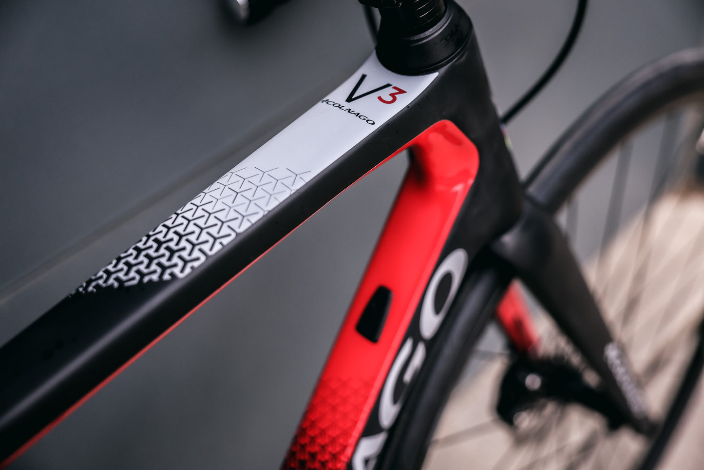 Colnago V3 disc 52 Red (Rival AXS)